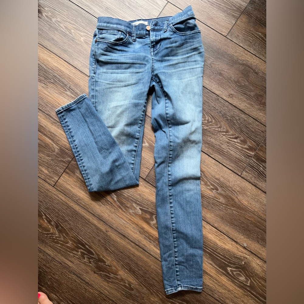Madewell “skinny skinny”